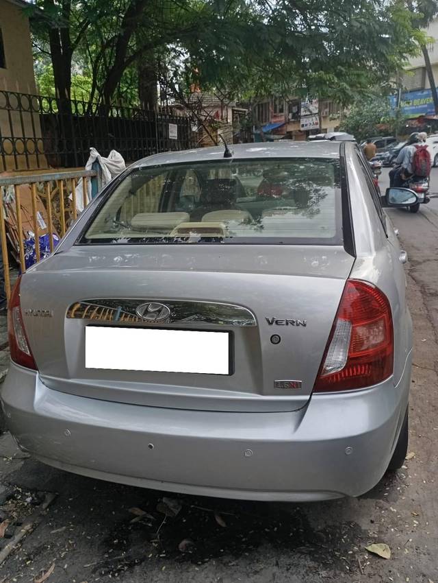 https://images10.gaadi.com/usedcar_image/4215300/original/processed_9772d57f3f734304b647e97da10a19e4.jpg?imwidth=6401