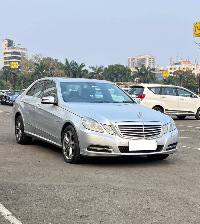 https://images10.gaadi.com/usedcar_image/4215310/original/processed_8a2ec73db10d6010b60cec902c72a5d8.jpg?imwidth=6400