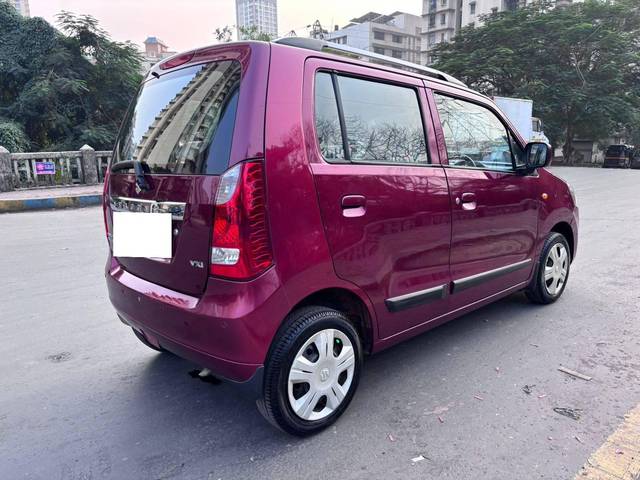 https://images10.gaadi.com/usedcar_image/4215326/original/processed_3cb31cec93bf2e709d8192a9149a4502.jpg?imwidth=6402