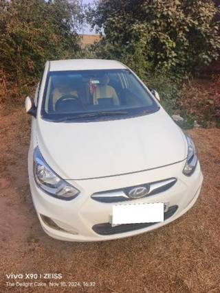 Hyundai Verna 2011-2015 Hyundai Verna 1.6 CRDI