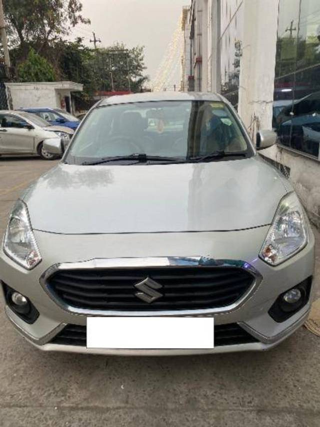 https://images10.gaadi.com/usedcar_image/4215376/original/d301f8dc1b7cce2828ea1bc39dc0759c.jpg?imwidth=6400