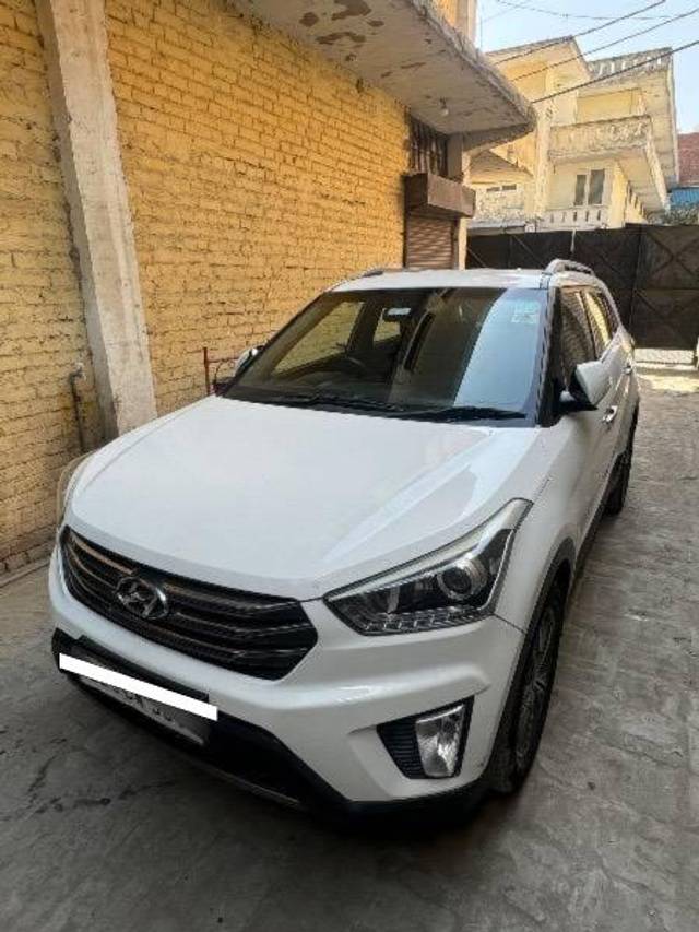 https://images10.gaadi.com/usedcar_image/4215394/original/processed_d16f6bc8-4492-4730-82c7-d19420c5dd78.jpeg?imwidth=6402