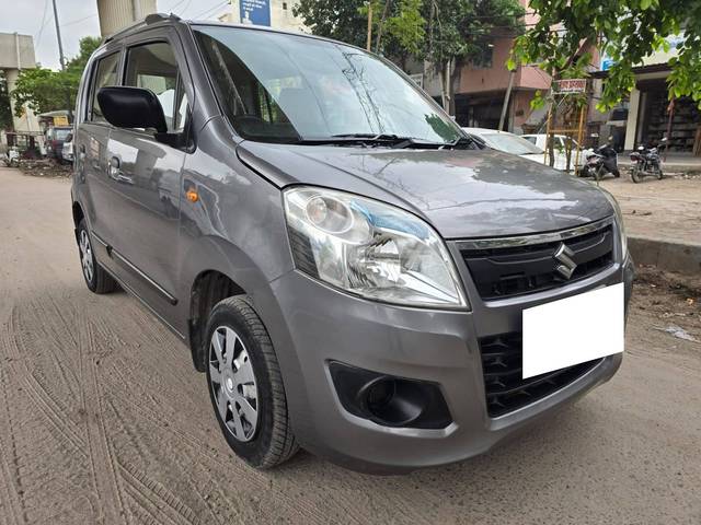 https://images10.gaadi.com/usedcar_image/4215520/original/processed_22d039b414843eca6e60fa3fe53e91b1.jpg?imwidth=6400