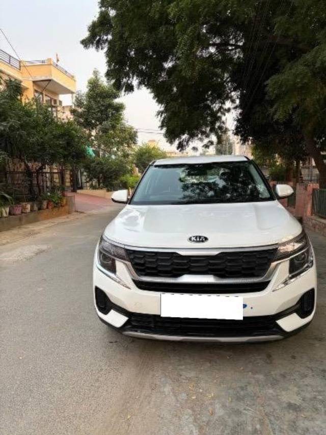 https://images10.gaadi.com/usedcar_image/4215572/original/processed_69129766-e80d-461b-991f-d2fc0ee5eb31.jpg?imwidth=6400