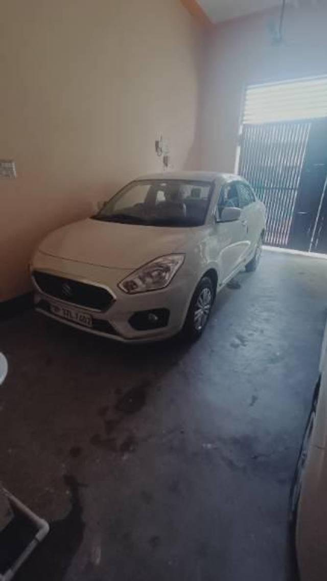 https://images10.gaadi.com/usedcar_image/4215584/original/processed_84d982c0-0bf1-43e2-88da-48d63292d024.jpg?imwidth=6402