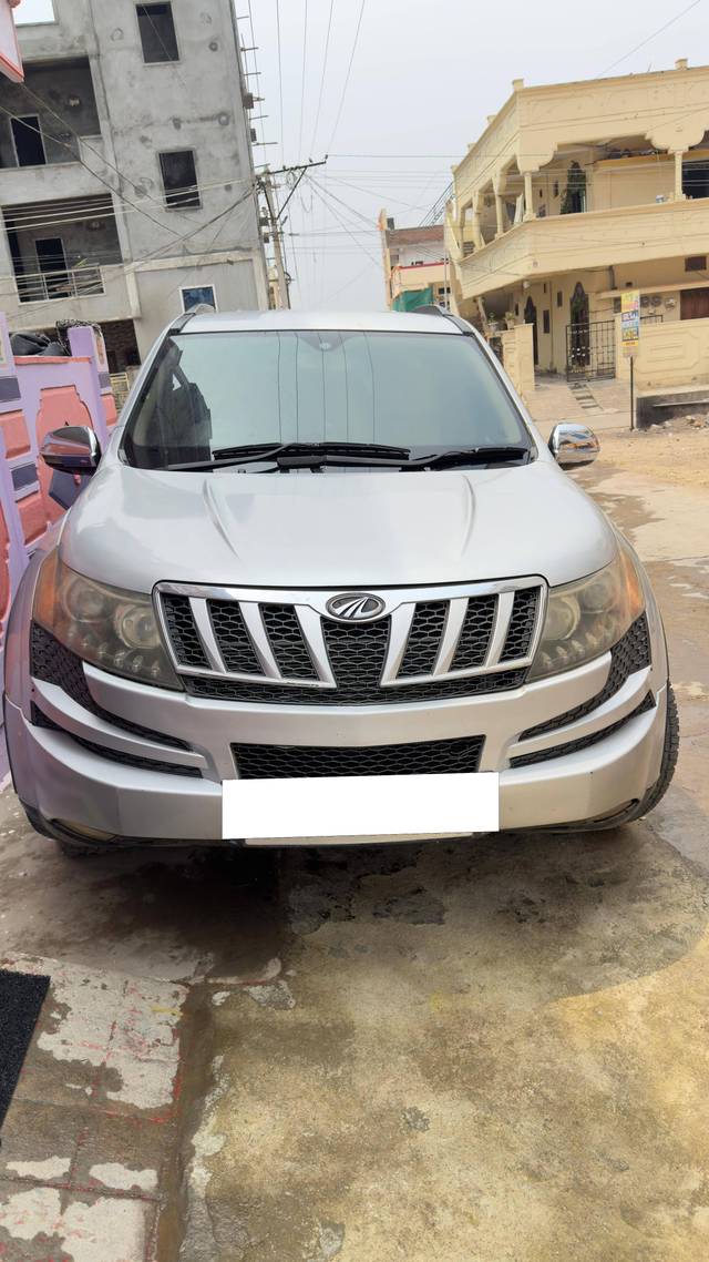 https://images10.gaadi.com/usedcar_image/4215750/original/processed_41f11f47-4759-45d4-87c7-5f4c5cada728.jpg?imwidth=6400