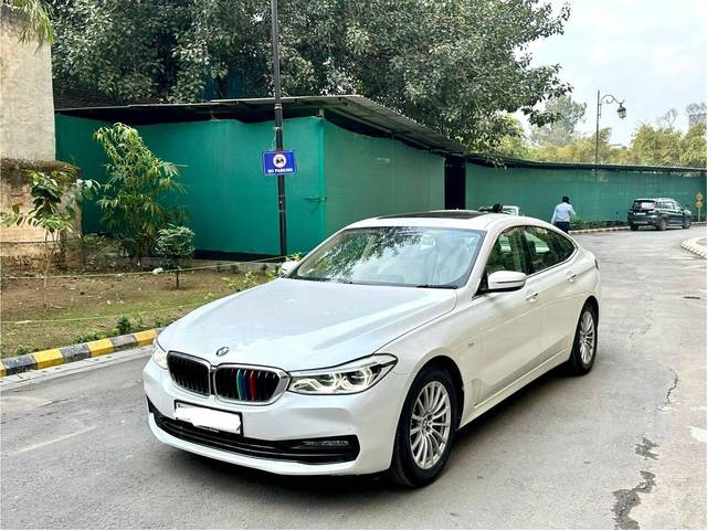 https://images10.gaadi.com/usedcar_image/4215901/original/processed_184608a5a688ae77310fdfdcaea0a6b7.jpg?imwidth=6402