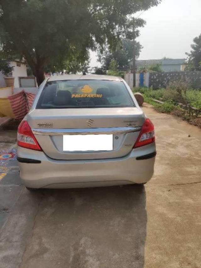 https://images10.gaadi.com/usedcar_image/4216084/original/processed_16bc7427-c839-4d98-8243-fd9685236d55.jpg?imwidth=6401