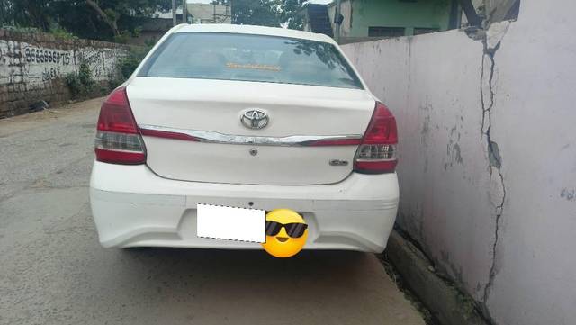 https://images10.gaadi.com/usedcar_image/4216113/original/processed_1ae033dd-90f5-4b7f-a273-94282e99dc8e.jpg?imwidth=6401