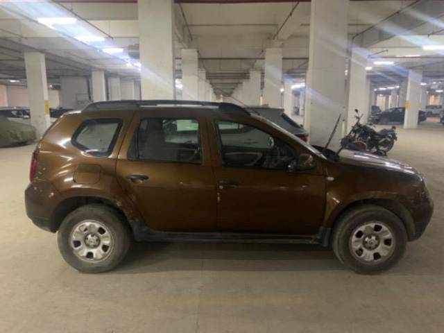 https://images10.gaadi.com/usedcar_image/4216118/original/df664ee63c604287976ad01de2be7c14.jpeg?imwidth=6402