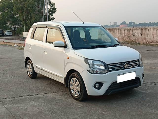 https://images10.gaadi.com/usedcar_image/4216133/original/processed_f5f6d2eeb560fddae877d9cf8d2ca85e.jpg?imwidth=6400