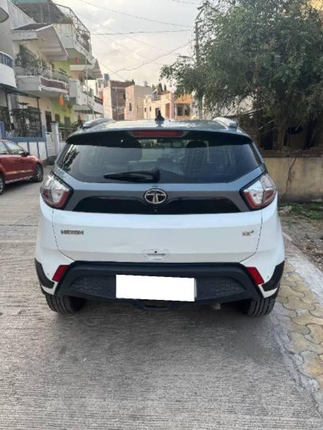 https://images10.gaadi.com/usedcar_image/4216193/original/processed_4e4ac389-9b1b-4264-8e86-a329f6093b0a.jpg?imwidth=6401