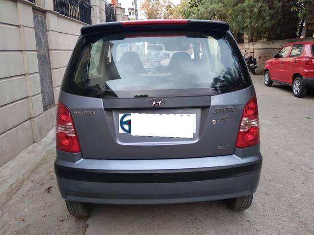 https://images10.gaadi.com/usedcar_image/4216196/original/processed_a7d6f425959f3a7d3d83f04918012194.jpg?imwidth=6402