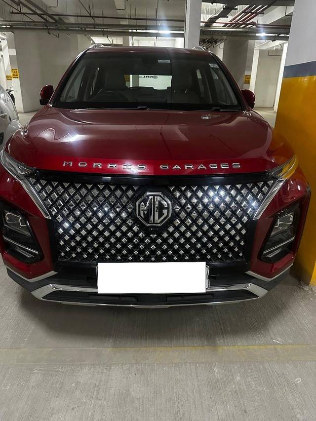 https://images10.gaadi.com/usedcar_image/4216299/original/e0e6190c0a27c22fa37309e1435dec1a.jpg?imwidth=6402