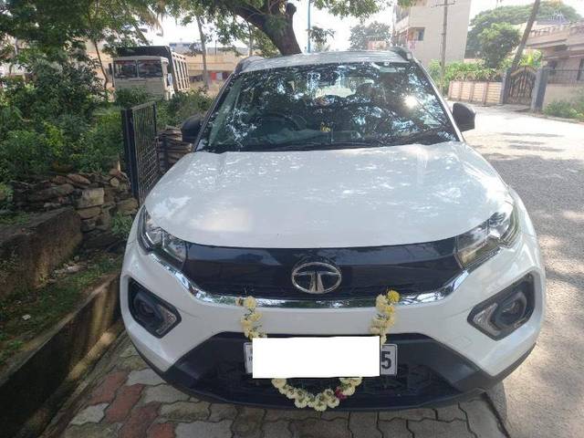 https://images10.gaadi.com/usedcar_image/4216300/original/5ad1adf9dc78afe16a55e5a9cbd36115.jpeg?imwidth=6400