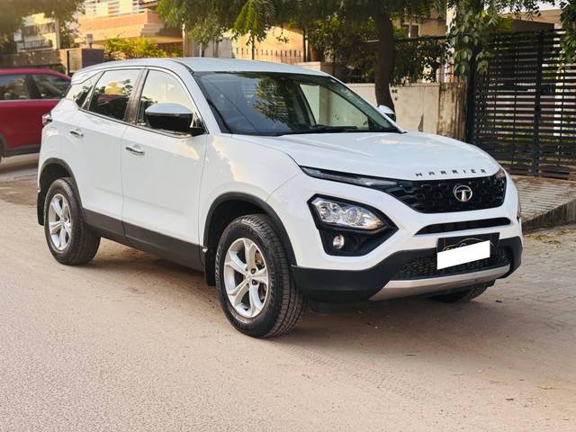 https://images10.gaadi.com/usedcar_image/4216358/original/processed_751be7da81824c253017fdd2b08d4bc1.jpeg?imwidth=6400