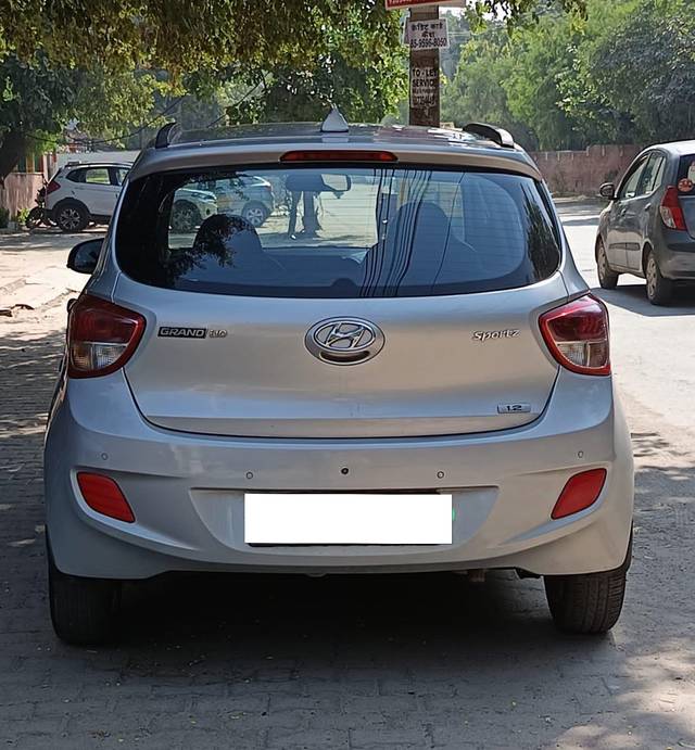 https://images10.gaadi.com/usedcar_image/4216384/original/processed_3ac1366c44023ef474e07f0884690d0c.jpg?imwidth=6402