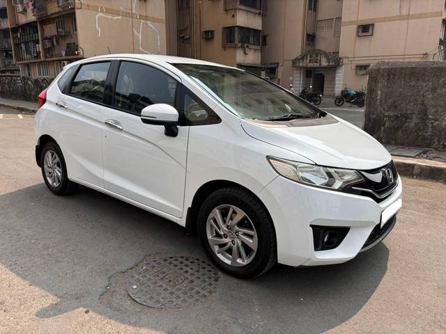 https://images10.gaadi.com/usedcar_image/4216386/original/154ee90963a2cd974d2764cbd5f59d15.jpg?imwidth=6400