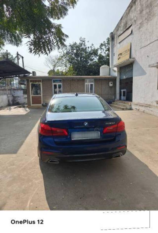 https://images10.gaadi.com/usedcar_image/4216481/original/c2e7d1ec144393313bcc60bcb5bc6fc2.jpeg?imwidth=6401