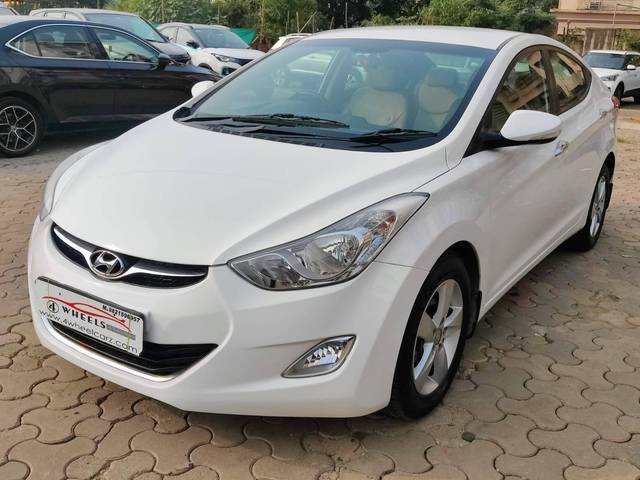 https://images10.gaadi.com/usedcar_image/4216573/original/processed_b3978e643b1e1e9cd9cbfa6fc918b617.jpeg?imwidth=6400