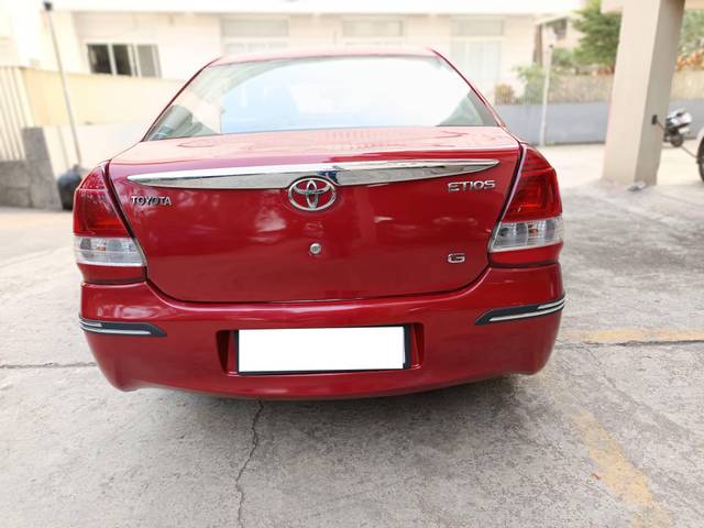 https://images10.gaadi.com/usedcar_image/4216759/original/processed_1c5d5627352f650e09d37426203470c5.jpg?imwidth=6402