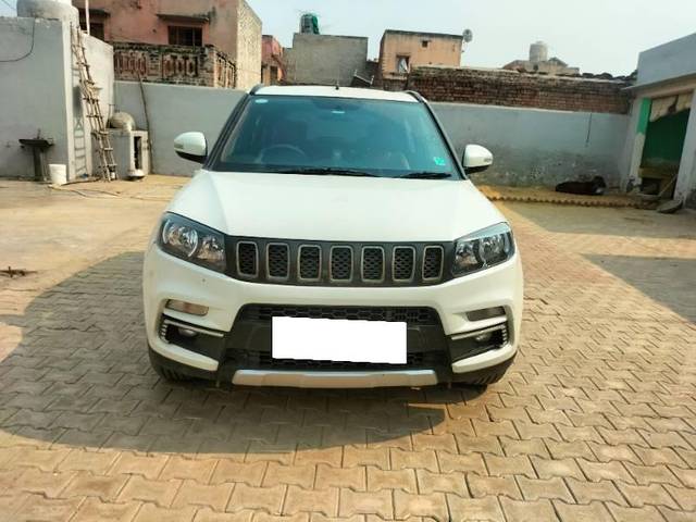 https://images10.gaadi.com/usedcar_image/4216777/original/processed_4643a2b7-d3d8-4b5f-921c-057cba7e7d94.jpg?imwidth=6400