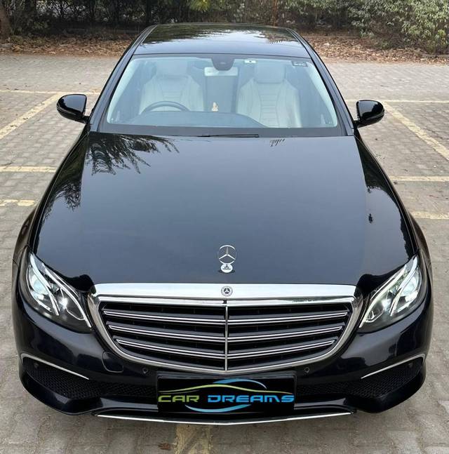 https://images10.gaadi.com/usedcar_image/4216833/original/processed_97e2cc7f503694ddccad89dcca7070e8.jpeg?imwidth=6402