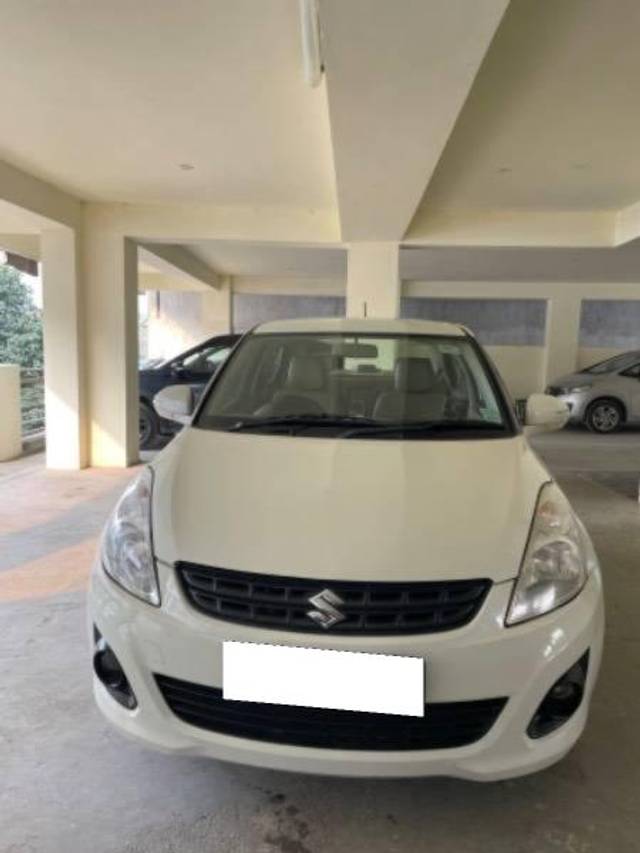 https://images10.gaadi.com/usedcar_image/4217035/original/processed_1bbc7b62-5b67-498e-9929-bd5a75d6df3a.jpeg?imwidth=6402