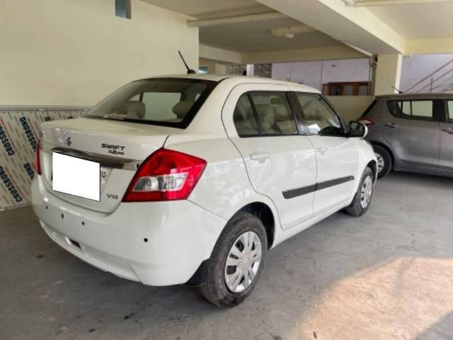 https://images10.gaadi.com/usedcar_image/4217035/original/processed_c9271306-3b71-49f3-bf20-db82b51c7277.jpeg?imwidth=6402