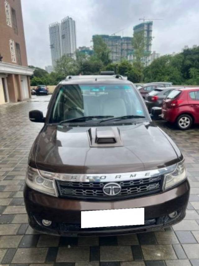 https://images10.gaadi.com/usedcar_image/4217535/original/processed_2e898dbb-fa48-4236-bf59-2828546f593c.jpg?imwidth=6401