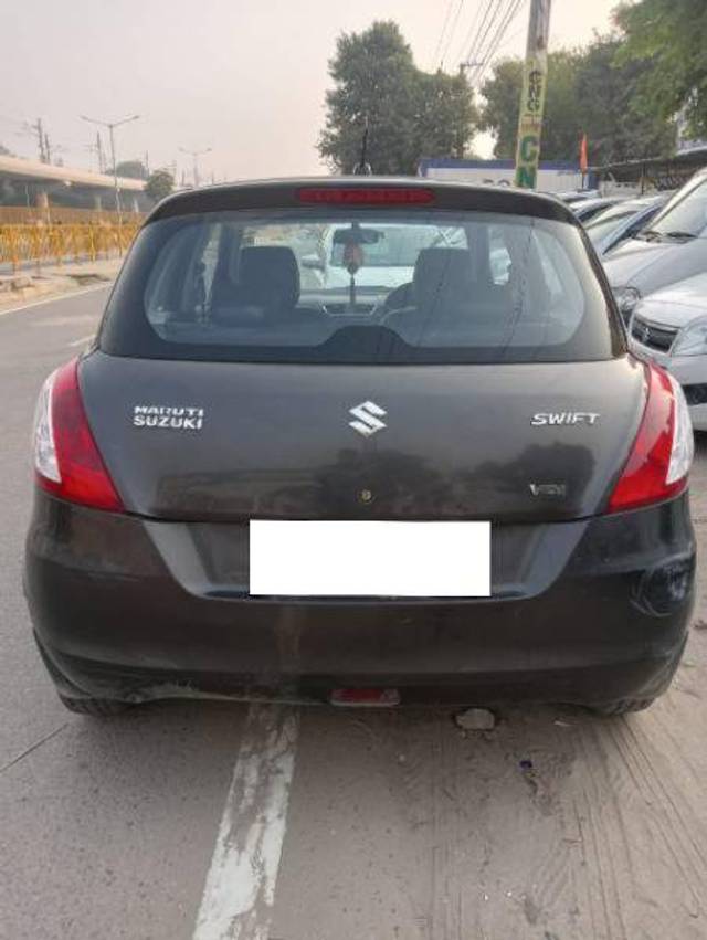 https://images10.gaadi.com/usedcar_image/4217679/original/a369a7a91e0e62adb2f7a2c67b40a3c9.jpg?imwidth=6401