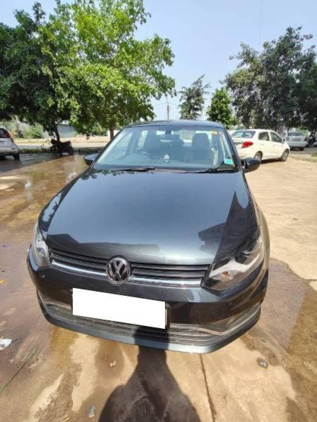 https://images10.gaadi.com/usedcar_image/4217732/original/processed_d0d6f99d-4cc1-4325-9e5f-5ef2cba863f2.jpeg?imwidth=6401