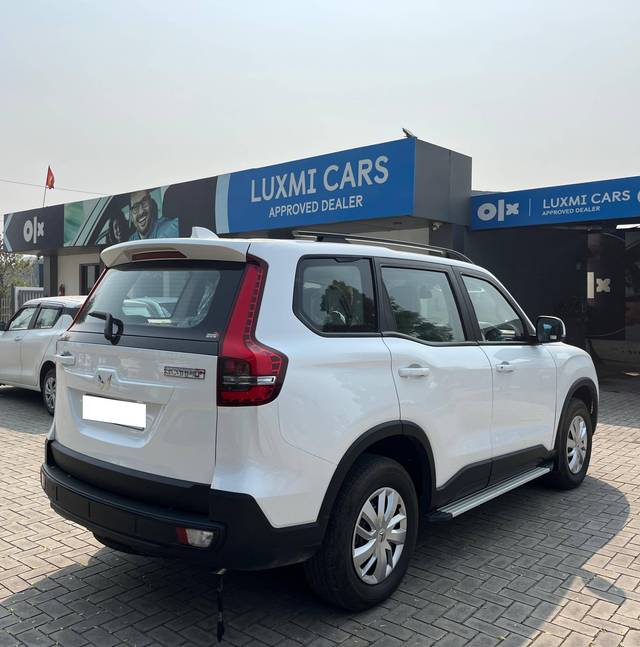 https://images10.gaadi.com/usedcar_image/4217796/original/processed_2bcb1d30545089cafb58894256473623.jpg?imwidth=6402