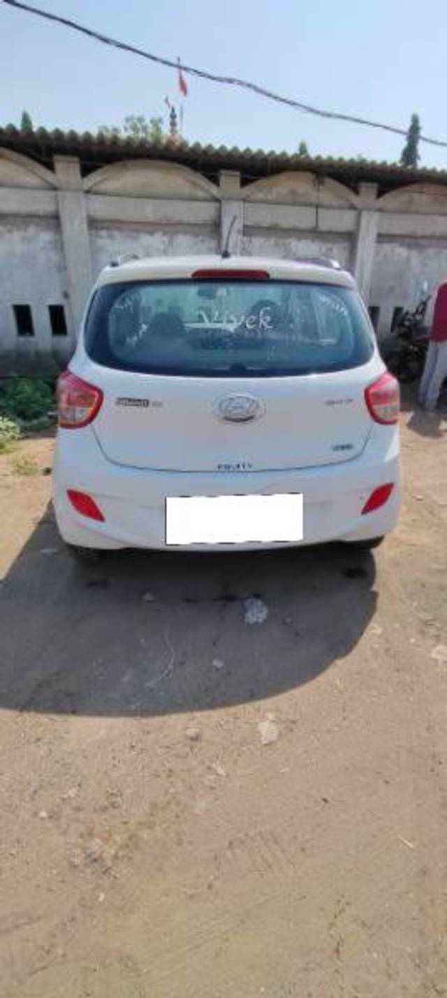 https://images10.gaadi.com/usedcar_image/4217843/original/processed_778f4707-627e-4a17-bcd4-bf06d96d16fc.jpg?imwidth=6401