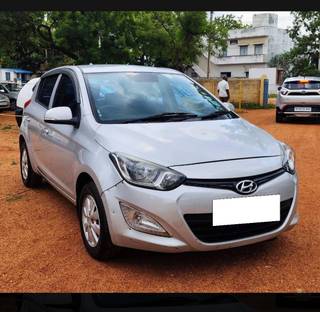 Hyundai i20 2012-2014 Hyundai i20 Sportz 1.4 CRDi