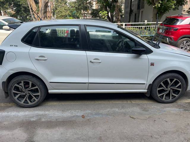 https://images10.gaadi.com/usedcar_image/4218001/original/950ca53fd78ba6c29c32e116725f7488.jpg?imwidth=6400