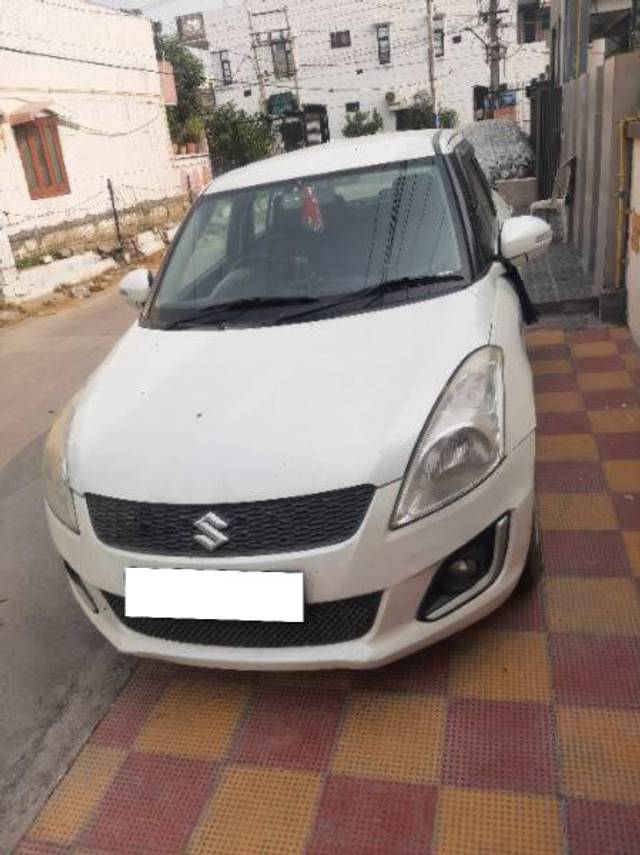 https://images10.gaadi.com/usedcar_image/4218013/original/processed_3b36e0c6-715b-41c0-bf80-741dc3d36619.jpg?imwidth=6400