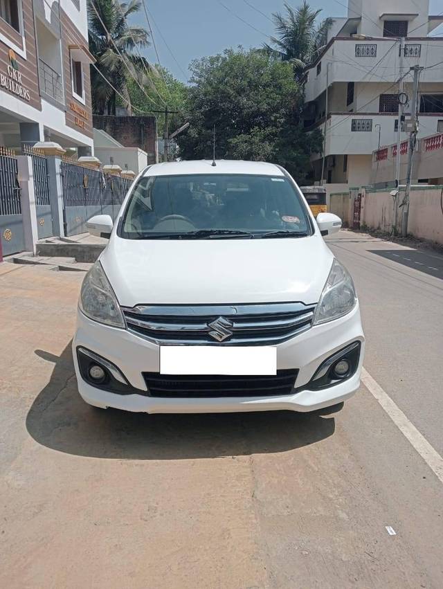 https://images10.gaadi.com/usedcar_image/4218014/original/processed_370ae2fb53cdc16c3ae77b07b77d0dd1.jpg?imwidth=6400