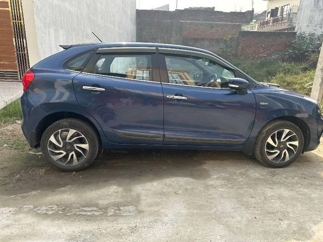 https://images10.gaadi.com/usedcar_image/4218081/original/processed_d956c537-1d5e-41b7-84fa-3a28447d101c.jpg?imwidth=6401