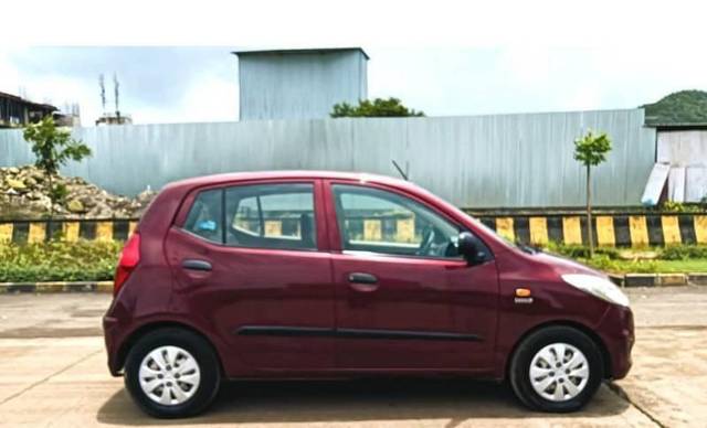 https://images10.gaadi.com/usedcar_image/4218144/original/processed_067d1f8132d528e1ab22d7c93934bb94.jpg?imwidth=6401