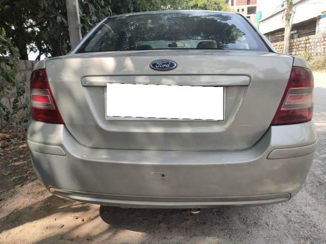 https://images10.gaadi.com/usedcar_image/4218147/original/processed_0b455223-97bf-4393-9cd5-18671197fa1c.jpg?imwidth=6400