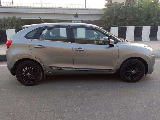 https://images10.gaadi.com/usedcar_image/4218192/original/processed_d0c46619af54e66e4b2cb4a0fdbbc522.jpg?imwidth=6401