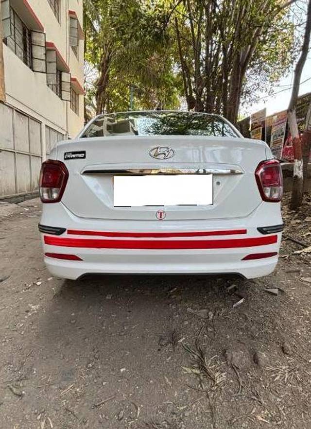 https://images10.gaadi.com/usedcar_image/4218194/original/processed_843b139f-2ae0-427a-8f67-15304bb83a21.jpg?imwidth=6401