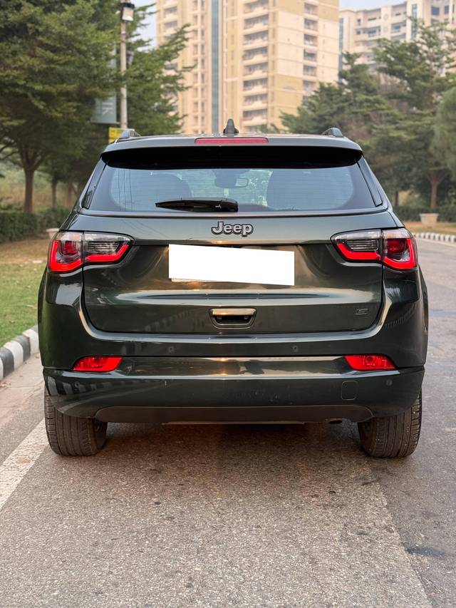 https://images10.gaadi.com/usedcar_image/4218266/original/processed_dfecc1e7a802172adaf0382554eef7b9.jpg?imwidth=6402