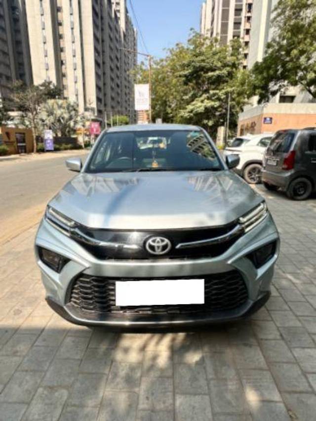 https://images10.gaadi.com/usedcar_image/4218273/original/1aab088e7c0c1f0a421a46998e081146.jpeg?imwidth=6400