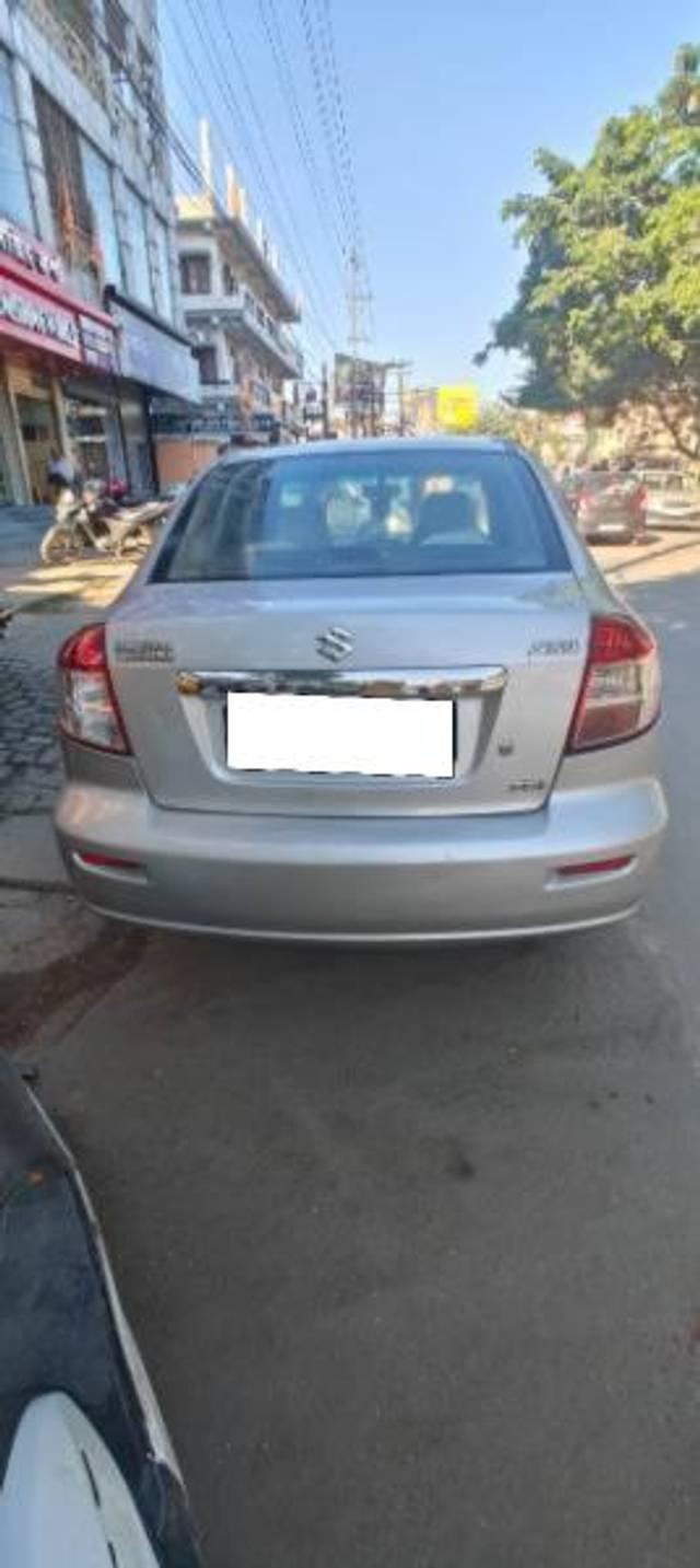 https://images10.gaadi.com/usedcar_image/4218300/original/processed_88c9092d-97e8-4936-98d4-85af1a3d76e9.jpg?imwidth=6401