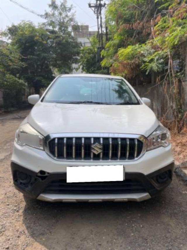 https://images10.gaadi.com/usedcar_image/4218366/original/processed_92871653-0ea9-423c-91d6-dd5faa043a8b.jpeg?imwidth=6402