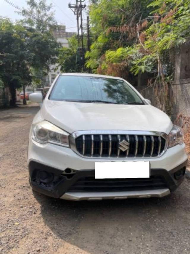 https://images10.gaadi.com/usedcar_image/4218366/original/processed_cb050515-b746-4f0a-9cff-9c3b327de07a.jpeg?imwidth=6401