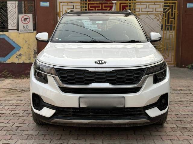 https://images10.gaadi.com/usedcar_image/4218386/original/processed_a2e95dabed2f05079da358ba419b7ef1.jpg?imwidth=6400