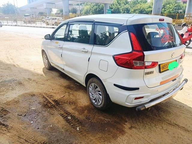 https://images10.gaadi.com/usedcar_image/4218400/original/processed_ad83571050efa6e3b3ee140b1eb87902.jpg?imwidth=6401